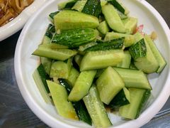 蒜泥黄瓜-壹阁胡羊焖饼(特色小吃街店)