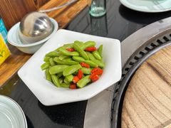 盐水毛豆-三里屯土灶炖公鸡地锅鸡(江东店)