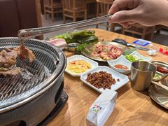 -青瓦餐厅·生鱼片·韩园烤肉(西塔店)