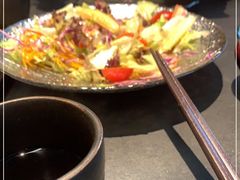 -铭牛烧肉·和牛海鲜自助(高新月牙湖店)