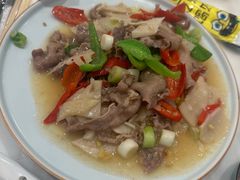-犇逸·乐山跷脚牛肉·四川现炒(览海店)