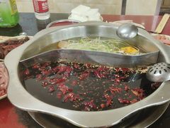 -储奇门鳝鱼火锅(总店)