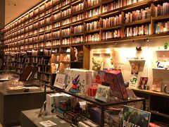 -茑屋书店(天目里店)