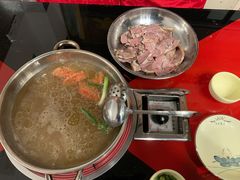 -老石黑山羊毛驴肉火锅(金凯广场店)