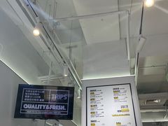 -TRIPS BURGER(大钟寺店)