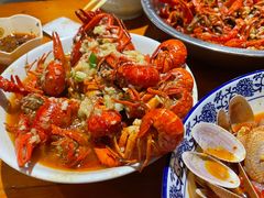 -琥珀老六龙虾(四里河店)