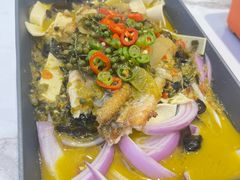 -鱼你在一起(浦东新陆家嘴滨江中心店)