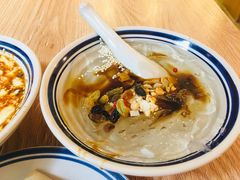 手搓冰粉-正南齐北·老街糯米团(洪崖洞店)