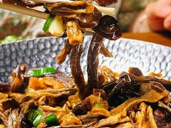 -雀舞云南菜(天津天河城购物中心店)