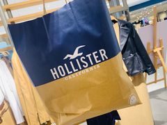 -Hollister(天环广场店)