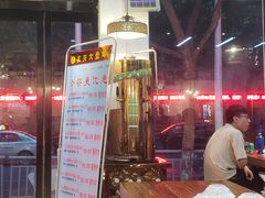 大堂-农夫大盘鸡(经八路总店)