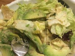 牛油果沙拉-小句号·精致料理(江南环球港店)