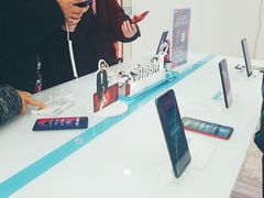 -荣耀授权专卖店(黄浦浙江中路店)