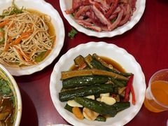 -金杨拉面王小吃面馆·牛三宝面·红烧牛肉粉