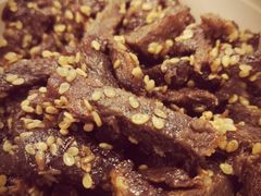五香牛肉干-鑫记婆婆兔·成都特产·兔头手撕兔(太古里店)