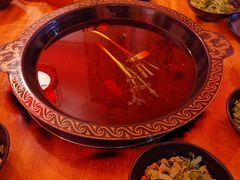 -三道苗苗鱼·美蛙黄辣丁(八里店)