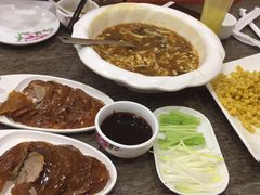 -大鸭梨烤鸭店(金顶街店)