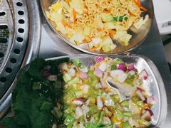 -马路牙子烧烤音乐酒馆(望京店)
