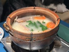 丽江腊排骨锅-一坐一忘云南菜(嘉里中心店)