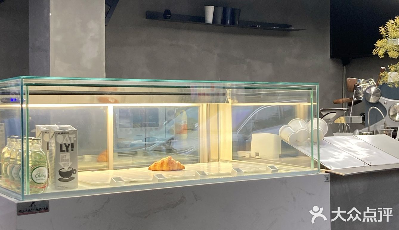 成都探店｜一家超好出片的新店Cure Cafe&Bar