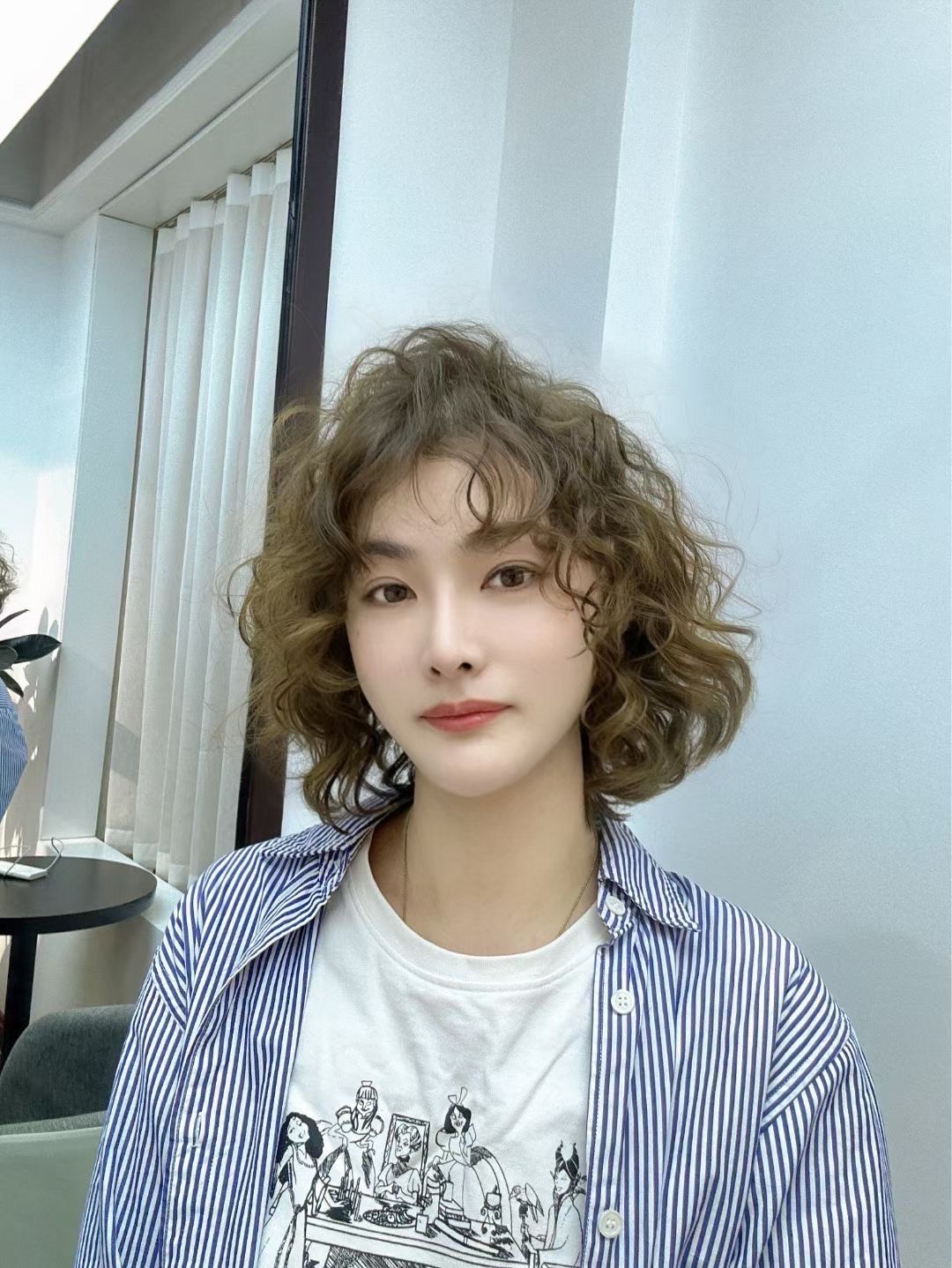 烫出女人味短发羊毛卷烫发