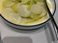 白菜炒年糕-屋里厢上海菜馆