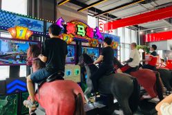 -嗨翻Hi-Fun竞技主题乐园·蹦床团建生日聚会(五棵松华熙店)