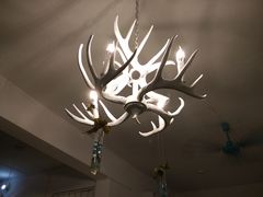 -怪兽咖啡 Monster Cafe