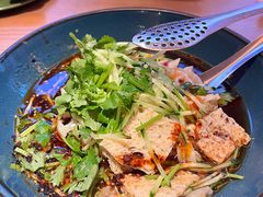 -耶里夏丽·丝路国际·新疆餐厅(浦东区东方路店)