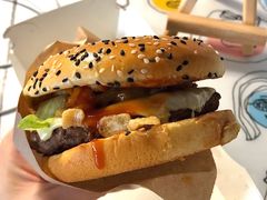 北美烧烤风味安格斯厚牛堡-麦当劳(仙林亚东城得来速店)