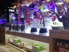 -舜耕山庄四时万和自助餐厅