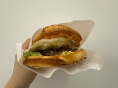 经典秘汁炭烤风味牛堡-必胜客(航洋国际店)