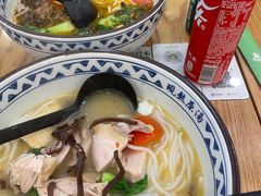 -蒙自源米线大王(信利城市广场店)