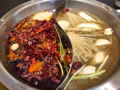 -沸炉重庆老火锅(军事博物馆店)