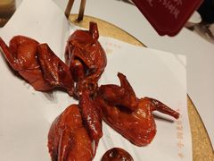 -鸽子侯·家宴·平价海鲜(绿地店)