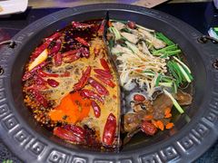 山珍鸳鸯红汤锅-宽板凳老灶火锅(南礼士路店)