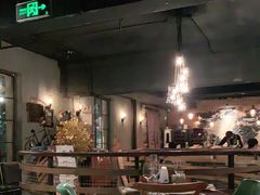 -斯普汇生蚝牛排馆(中骏世界城店)
