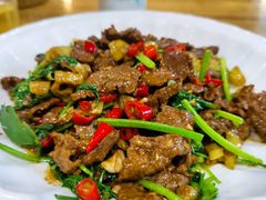 小炒黄牛肉-湘聚南县土菜馆(龙山二路店)