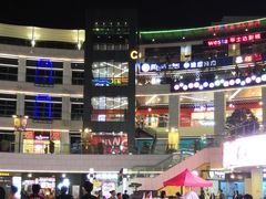 -浦江城市生活广场(江月路店)