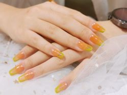 -UGIRL有个美甲