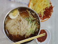 -三姐妹冷面馆(保卫路店)