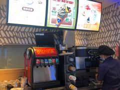 -麦当劳(华发商都店)