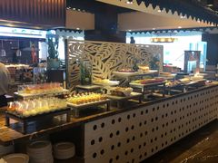 自助取餐区-广州中心皇冠假日酒店-环市食坊·海鲜自助餐厅