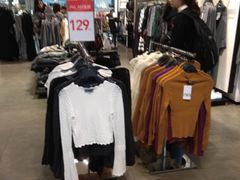 -ZARA(恒隆广场店)