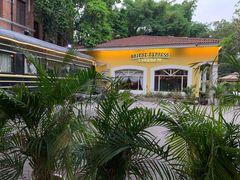 -火车头法国西餐厅