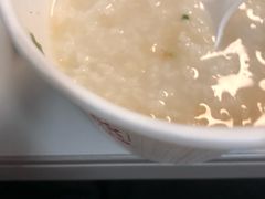 -肯德基(东安路站店)