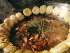锅边馍-庭院土灶柴火鸡(犀浦店)