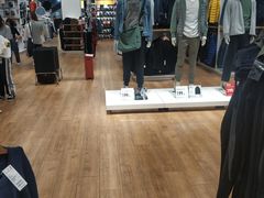 -优衣库(海口秀英万达广场店)