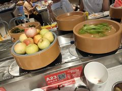 -龍歌自助小火锅(市北和达中心城店)