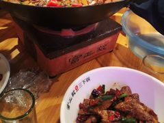 -富正毅三下锅·湘西韵味(天门山索道店)